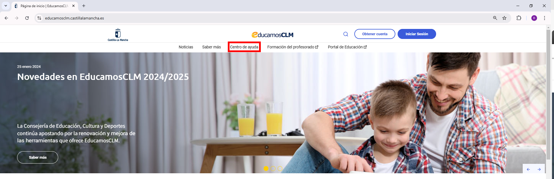 Página principal de EducamosCLM. En el centro de la barra de navegación, destaca una pestaña marcada en rojo titulada "Centro de ayuda".